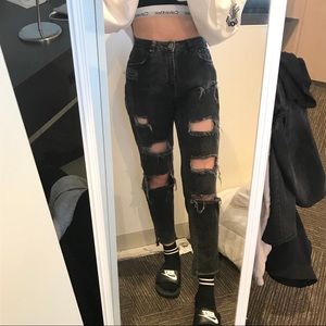 Pull&Bear High waisted dark grey distressed jeans